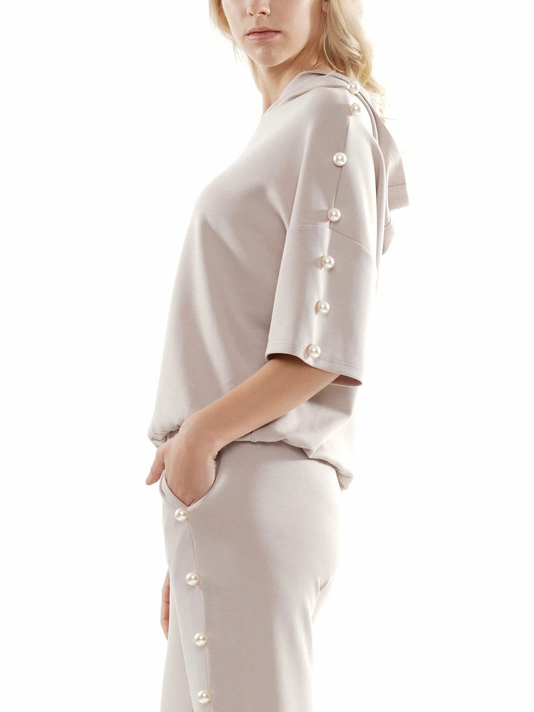 Why Dress Pearl Trim Short Sleeve Hoodie 4 Why Dress Pearl Trim Short Sleeve Hoodie